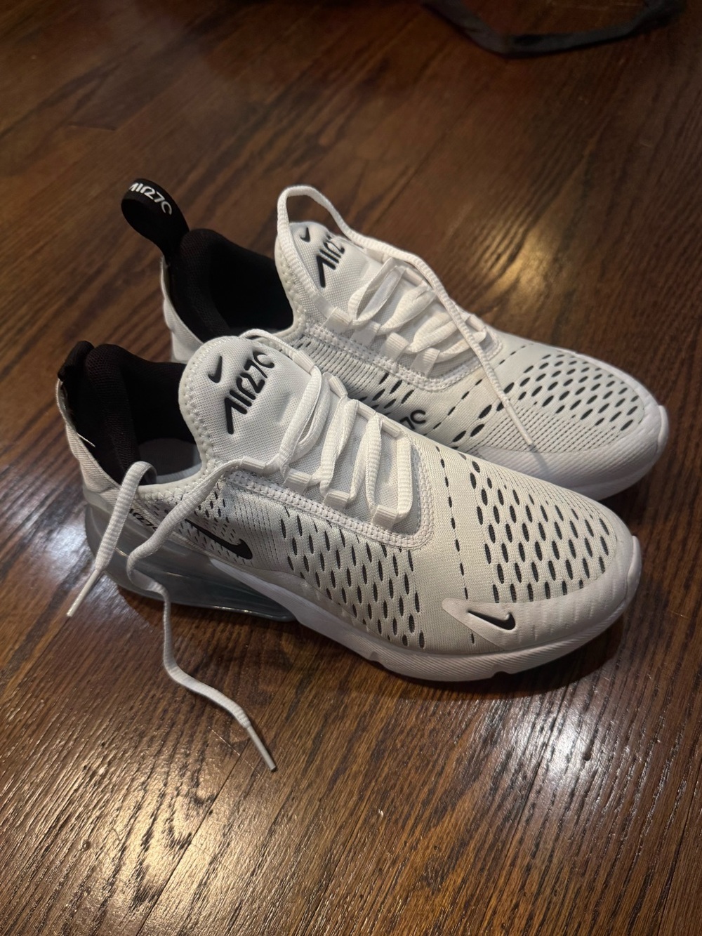 Nike Women’s Air Max 270 Sneakers - White/Black